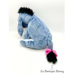 peluche-bourriquet-classique-disney-store-écusson-ane-bleu-winnie (7)