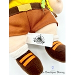 peluche-russell-garcon-la-haut-disney-store-scout-jaune (7)