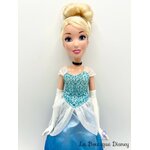poupée-cendrillon-poussière-étoile-disney-hasbro-princesse-bleu (3)