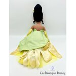 poupée-chiffon-tiana-la-princesse-et-la-grenouille-disney-store-exclusive-princesse-vert-ecusson (1)
