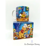Tasse scène Winnie l'ourson Disney Store Classics 2001 mug scène film gâteau miel cuisine