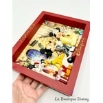 cadre-decoration-mickey-minnie-noel-disneyland-disney-3D-rouge (5)