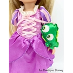 Poupée Raiponce Animators Collection V3 Disney Store 2016 Pascal princesse robe violette 40 cm