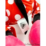 peluche-minnie-mouse-dream-friend-disney-parks-dort-couché-oreiller (8)