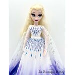 poupée-elsa-style-series-disney-hasbro-la-reine-des-neiges-mannequin-deluxe-paillettes (2)