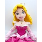 poupée-chiffon-xxl-aurore-range-pyjama-disney-store-écusson-peluche-la-belle-au-bois-dormant-grand-format-taille (7)