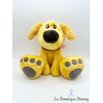 peluche-doug-big-feet-disney-parks-disneyland-chien-la-haut (4)
