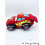 jouet-peluche-cars-flash-macqueen-disney-nicotoy-interactive-musicale-voiture-rouge-parle-0