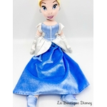poupée-chiffon-cendrillon-disney-store-peluche-princesse-bleu (5)