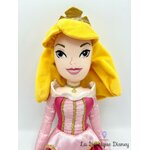 poupée-chiffon-aurore-la-belle-au-bois-dormant-disney-store-exclusive-peluche-princesse-rose (3)