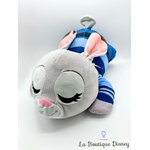 peluche-judy-hopps-cuddleez-disney-store-lapin-policier-zootopie-dort-couché (9)