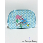 pochette-ariel-la-petite-sirene-sparkles-like-the-sea-disney-primark-trousse-maquillage-bleu (2)