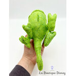 peluche-pascal-caméléon-raiponce-disney-store-vert-3 (1)