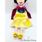 Poupée-chiffon-Blanche-Neige-Disney-Store-2017-peluche-princesse-manteau-cape-rouge-48-cm (6)