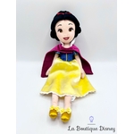 Poupée-chiffon-Blanche-Neige-Disney-Store-2017-peluche-princesse-manteau-cape-rouge-48-cm (3)