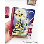 Boite-métal-Mickey-et-ses-amis-Noël-livres-Disneyland-Paris-Disney-trio-hiver-rouge (6)