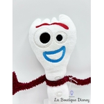 Peluche-Fourchette-Disney-Posh-Paws-Toy-Story-4-couvert-blanc-Bonnie-25-cm (3)