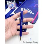 Coffret-Cast-Member-Exclusive-30-ème-anniversaire-Disneyland-Paris-30-ans-Disney-carnet-sac-lanière-pin-stylo (6)