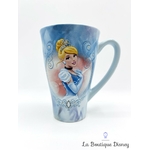 Tasse-Cendrillon-bijoux-strass-Disney-Store-2014-mug-Disney-princesse-bleu (1)