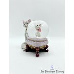 Boule-à-neige-Marie-Duchesse-Les-Aristochats-Disneyland-Paris-snow-globe-Disney (1)