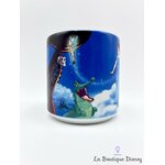 Tasse-scène-Peter-Pan-Disneyland-Resort-Paris-Disney-mug-scène-film-bateau-nuages (3)