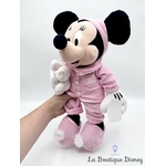 Peluche-Minnie-Mouse-Pyjama-Disney-Store-rose-doudou-écusson-42-cm (8)
