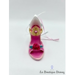 Ornement-Noël-Mini-Chaussure-Aurore-décorative-Disney-Parks-2016-Disneyland-La-Belle-au-Bois-Dormant-Runway-Shoe-boule-suspension (2)