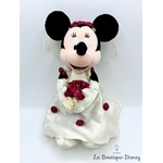 Peluche-Minnie-Mouse-mariée-Disneyland-Paris-Disney-mariage-bouquet-roses-35-cm (3)