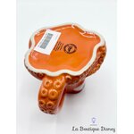 Tasse-Hank-Le-Monde-de-Dory-Disney-Store-2016-mug-poulpe-orange-relief-3D (4)