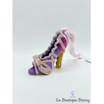 Ornement-Noël-Mini-Chaussure-Raiponce-décorative-Disney-Parks-Disneyland-Runway-Shoe-boule-suspension (4)