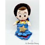 Peluche-Woody-Toy-Story-Disney-Babies-Disneyland-Paris-couffin-couverture-bleu-Sheriff