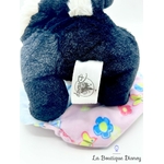 Peluche-Fleur-emmaillotée-Bambi-disney-Parks-2017-Disneyland-mouffette-noire-couverture-cocon-30-cm (1)
