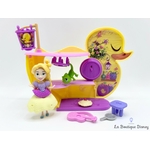 Figurine-Little-Kingdom-Raiponce-Café-enchanteur-Disney-Princess-Hasbro-Dream-Sing-Café-polly-clip (5)