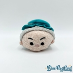 Peluche-Tsum-Tsum-Chapelier-Fou-Disney-Alice-au-pays-des-Merveilles-vert-jaune (3)