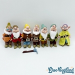 Mini-Poupées-Sept-Nains-Disney-Princess-Blanche-Neige-et-les-7-nains-13-CM (1)