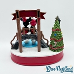 Figurine-Scène-de-Noël-Mickey-Minnie-Disney-Gifi-lumineuse-animée-musicale (6)
