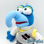 Peluche-Gonzo-Les-Muppets-Disney-Store-2012-bleu-écusson-46-cm (5)