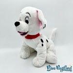 Peluche-Rolly-Les-101-Dalmatiens-Disney-Store-2014-chien-collier-rouge-écusson-35-cm (3)