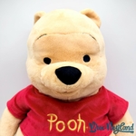 Peluche-Winnie-ourson-XXL-Disney-Store-ours-jaune-écusson-grand-format-70-cm (4)