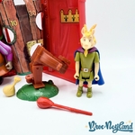 Ensemble-de-jeu-Tente-Shérif-de-Nottingham-Robin-des-Bois-Disney-Heroes-Famosa-figurines (4)