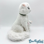 Peluches-Duchesse-Marie-Les-Aristochats-Disneyland-Paris-Disney-chat-blanc-35-cm (7)