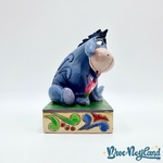 Figurine-Jim-Shore-Bourriquet-Heart-on-a-String-Disney-Traditions-Showcase-Collection-4055437-Winnie-ourson (3)
