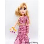 poupée-aurore-la-belle-au-bois-dormant-disney-hasbro-style-series-mode-design-1