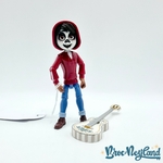 Figurine-Miguel-articulée-ToyBox-Disney-Store-2020-Coco-guitare-12-cm (1)