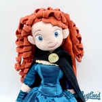 Poupée-chiffon-Mérida-Rebelle-Disney-Store-2012-peluche-princesse-rousse-cape-52-cm (3)