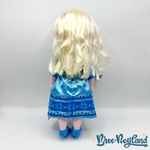 Poupée-Elsa-La-Reine-des-Neiges-2-Animators-Collection-Disneyland-2019-Disney-princesse-pyjama-40-cm (1)