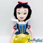 Poupée-Chiffon-Blanche-Neige-Disney-Store-Exclusive-peluche-princesse-écusson-52-cm (4)