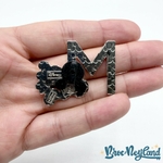 Pin-Lettre-M-Opening-Edition-Disneyland-Paris-2018-Mickey-Alphabet-134500 (1)