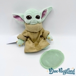 Peluche-épaule-Grogu-The-Mandalorian-Disney-Parks-Disneyland-Star-Wars-peluche-aimantée-16-cm (3)