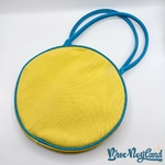 Sac-Vaiana-Hei-Hei-Disney-Store-2023-sac-de-plage-jaune-fleurs (3)